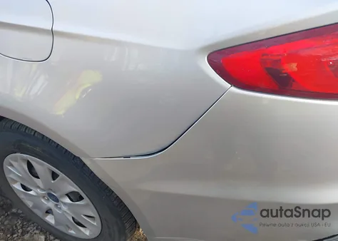 2019 Ford Fusion S из США, поврежденный, VIN 3FA6P0G70KR209689